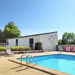 Nice Home In Montmartin-Sur-Mer * Montmartin-sur-Mer