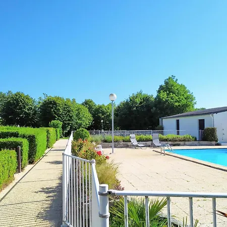 Awesome In Montmartin-sur-Mer